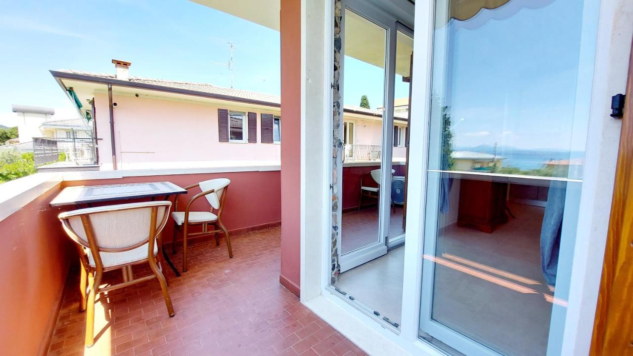 Narcisa View Lake&Pool Apartment Бардолино Экстерьер фото